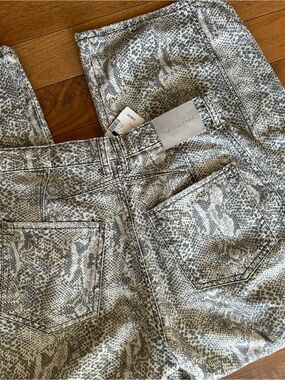 NEW Holt Renfrew Free People We The Free Barrel Silver Snake-Print Jeans Size 29